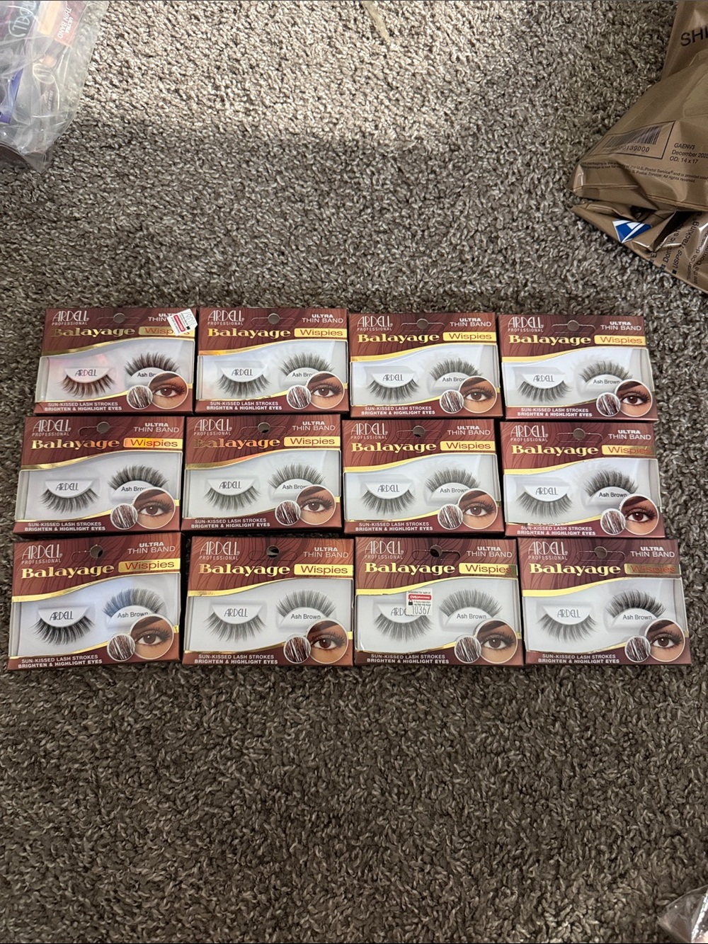 Ardell Balayage Wispies Ultra Thin Band False Eyelashes Ash Brown Set of 12 pack - Picture 2 of 4